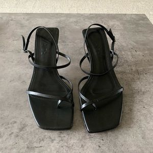Zara heels NWOT